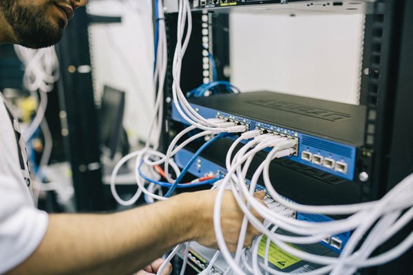 Services commercial electr services