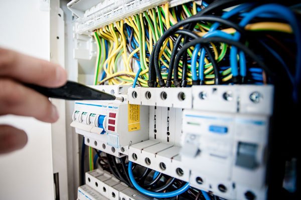 Services residential electr services